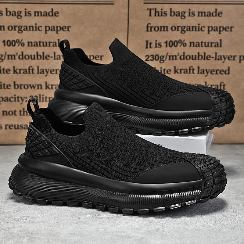 High Quality Sport Shoes Men Anti Slip Wear Resistant Thick Sole Lightweight Comfortable Breathable Outdoor Casual Sneaker