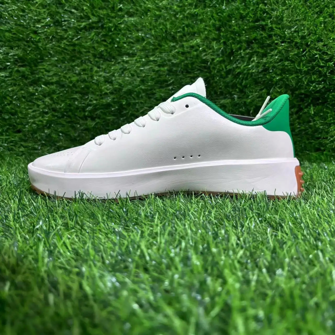 Golf Shoes Men's Athletic Sneakers Fashion Trendy Lightweight Waterproof Sports Footwear