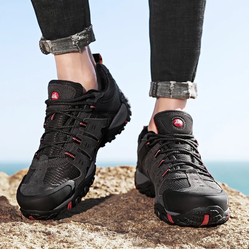 Running Shoes Summer Sports Shoes Men's Shoes Spring And Autumn Breathable Casual Walking Shoes Lace-Up Lightweight Solid Color