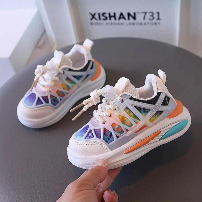 Fashionable Kids Sports Shoes for Boys and Girls Casual Running Shoes Outdoor Walking Shoes Children Student  Soled Comfortable