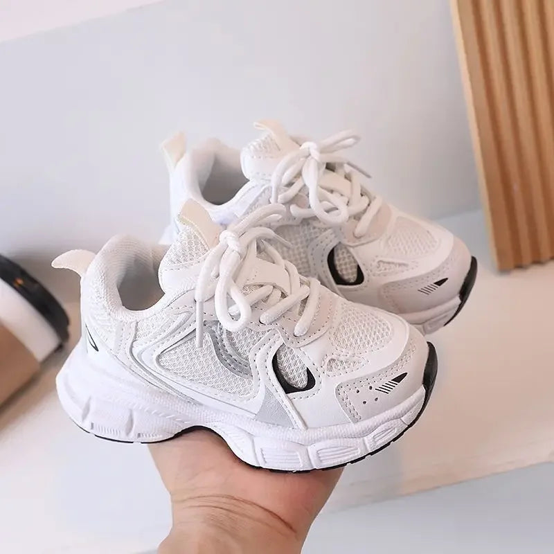 Fashionable Kids Sports Shoes for Boys and Girls Casual Running Shoes Outdoor Walking Shoes Children Student  Soled Comfortable