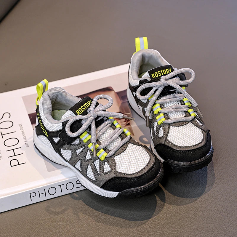Kids School Sports Shoes Fashion Lightweight Boys Girls Outdoor Sneakers Mesh Breathable Non-slip Children Causal Running Shoes