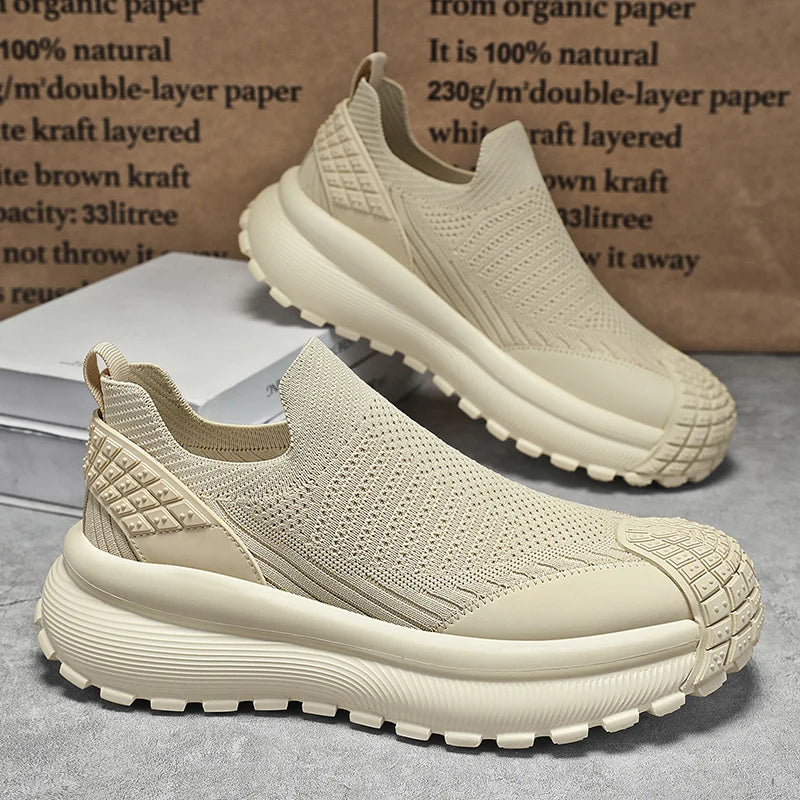 High Quality Sport Shoes Men Anti Slip Wear Resistant Thick Sole Lightweight Comfortable Breathable Outdoor Casual Sneaker