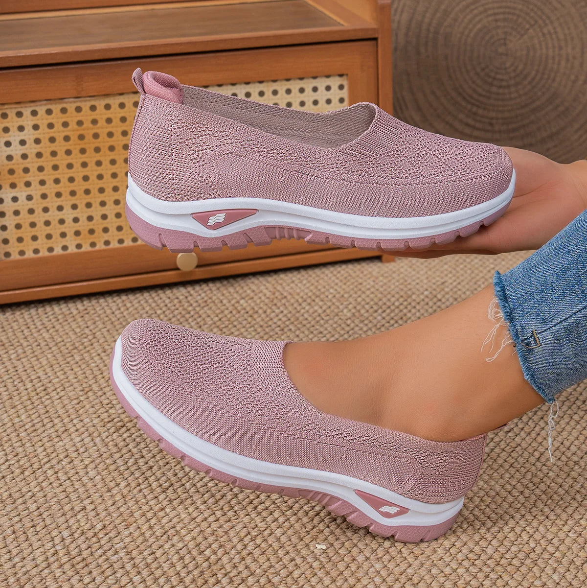 Women's shoes women's sports shoes soft-soled breathable lightweight net shoes sports walking shoes Affordable Free shipping
