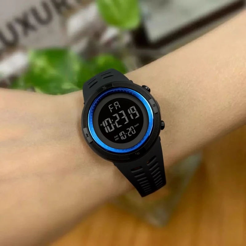 [2025 New Model] Men's and Women's Trendy Large Dial Electronic Watch |   Smart Timer + Alarm Clock Reminder + Dual Calendar + Lighting |   Versatile for Sports
