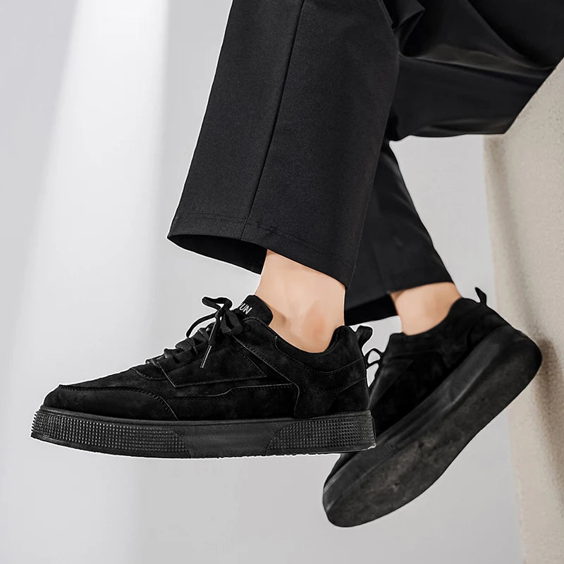 1 Pair Sports Casual Skateboarding Shoes | Comfortable And Stylish, with a Snug Fit And Non-Slip, Wear-Resistant Sole